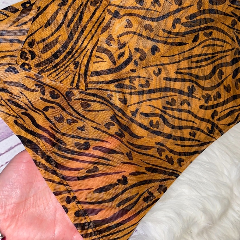 BCBGeneration Vibrant Orange Patterned Long Sleev… - image 5